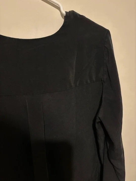 Vince Black Deep V Long Sleeve Tunic 100% Silk Size 10 - Picture 6 of 8